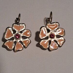 Ikita peach colored flower earrings silver tone metal and a pink stone in middle